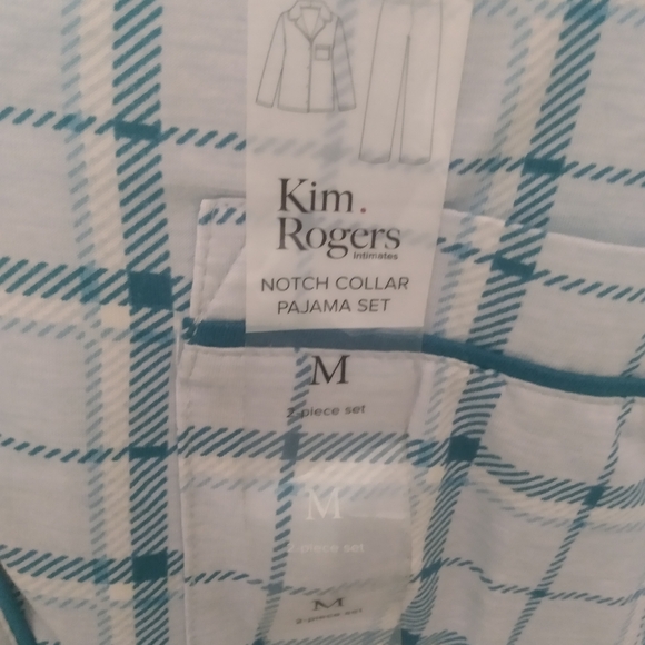 Pajama set - Picture 3 of 6